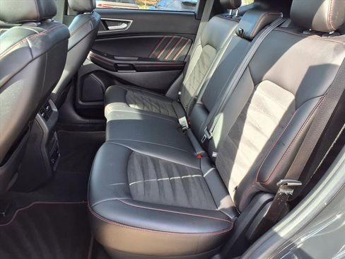 Used 2021 Ford Edge ST-Line image 20