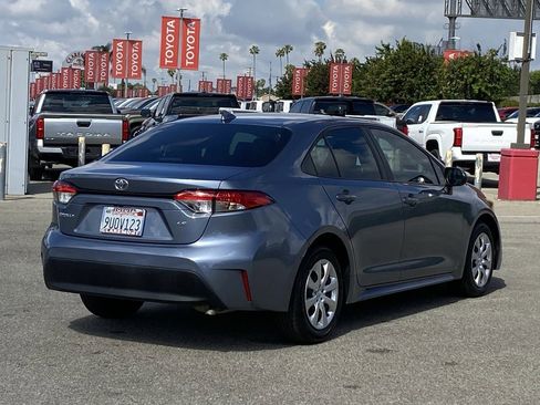 Certified 2025 Toyota Corolla LE image 38