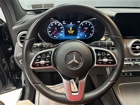 Used 2022 Mercedes-Benz GLC 300 4MATIC image 22