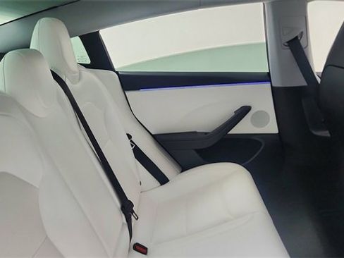 Used 2025 Tesla Model 3 Performance image 25