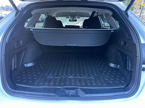 Certified 2023 Subaru Outback Premium image 23