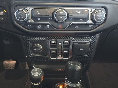 Used 2021 Jeep Wrangler Unlimited Sport image 8