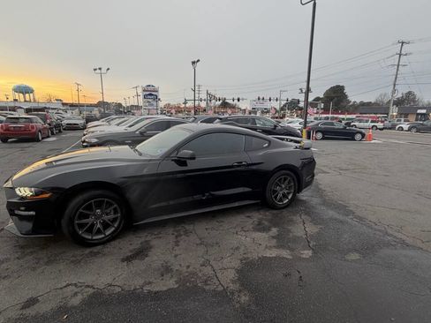 Used 2018 Ford Mustang EcoBoost 2dr Fastback image 8