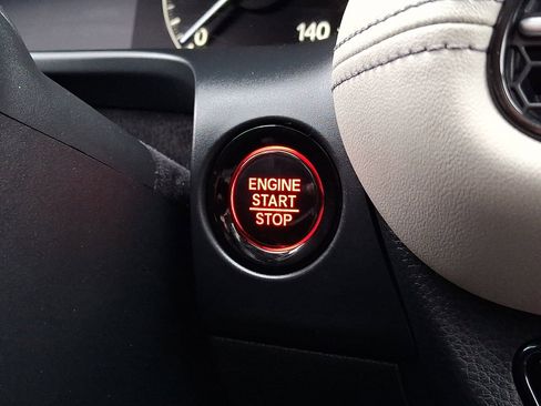 Used 2024 Honda HR-V EX-L image 23