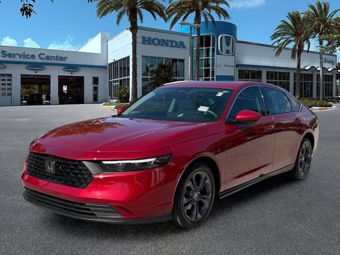 Certified 2023 Honda Accord EX image 4