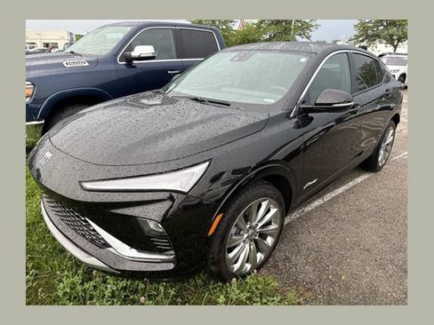 Used 2024 Buick Envista Avenir FWD image 1