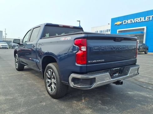 Used 2023 Chevrolet Silverado 1500 LT AWD/4WD image 13