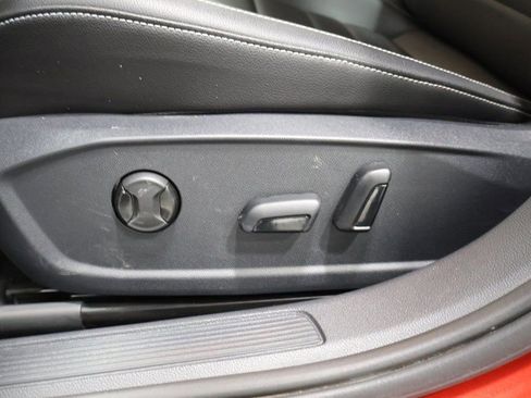 Certified 2023 Volkswagen Jetta SE image 13