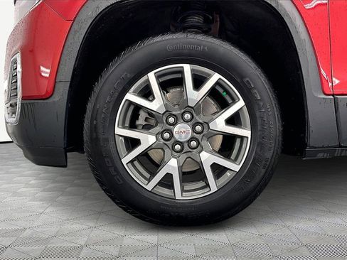 Used 2023 GMC Acadia SLE w/ Driver Convenience Package image 9