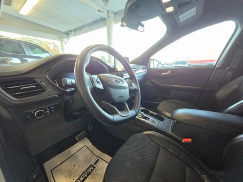 Used 2023 Ford Escape ST-Line image 10