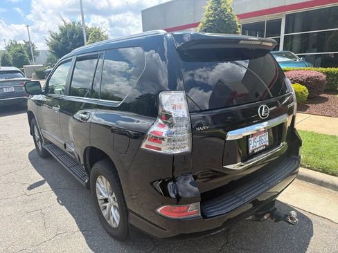 Used 2018 Lexus GX 460 Premium w/ Premium Package AWD/4WD image 18