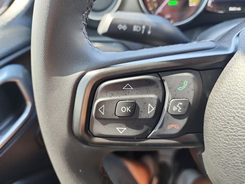 Used 2023 Jeep Wrangler Unlimited w/ 8.4" Radio Group AWD/4WD image 18
