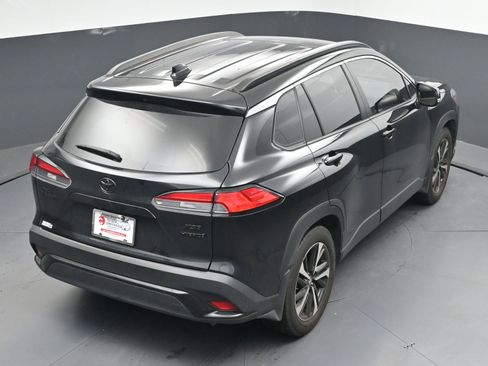 Used 2024 Toyota Corolla Cross XSE image 35