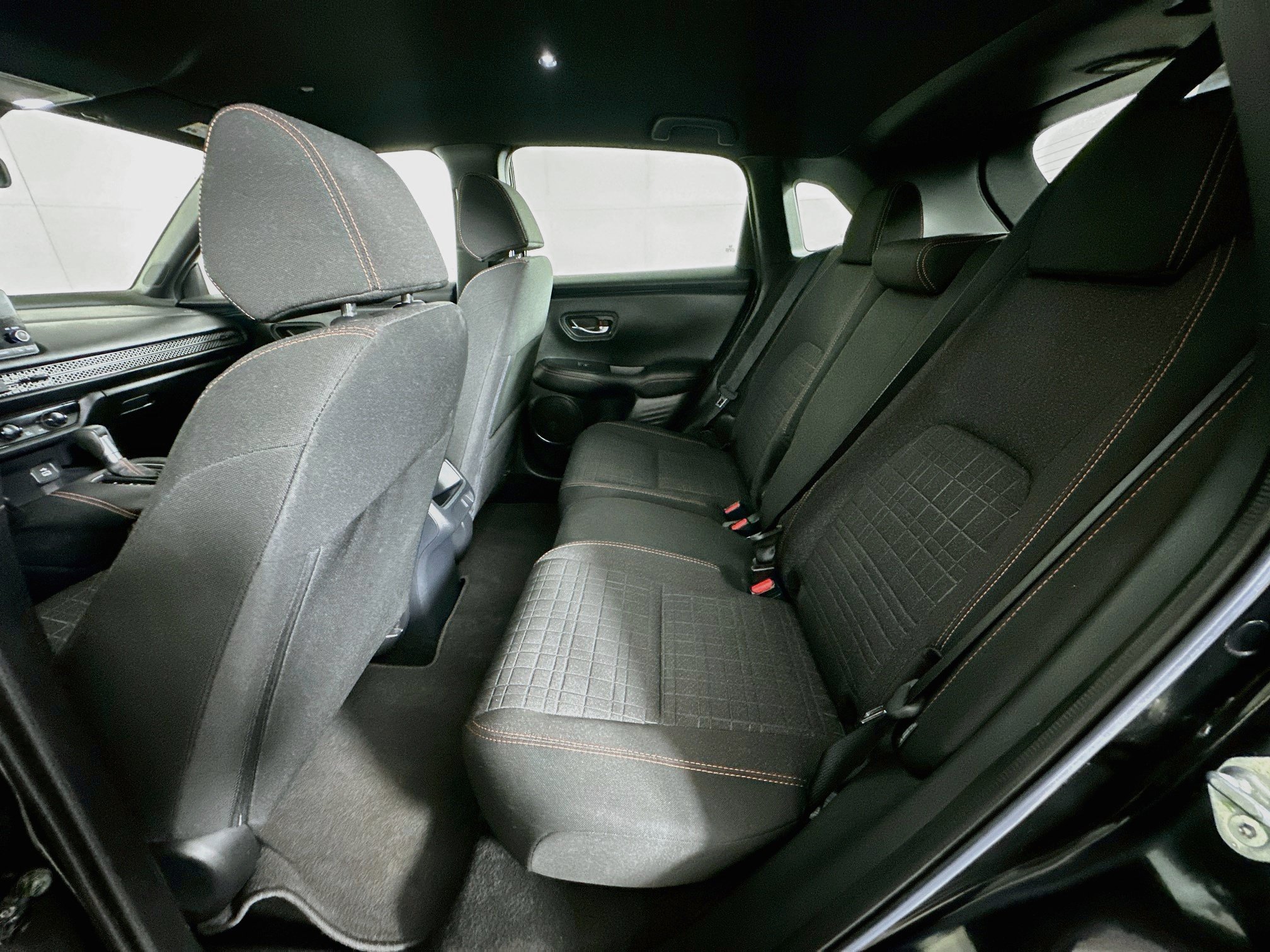 Used 2025 Honda HR-V Sport image 26