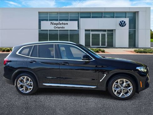 Used 2024 BMW X3 sDrive30i w/ Convenience Package w/ZPA RWD image 3
