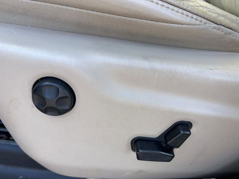 Used 2014 Jeep Grand Cherokee Limited w/ Trailer Tow Group IV image 29