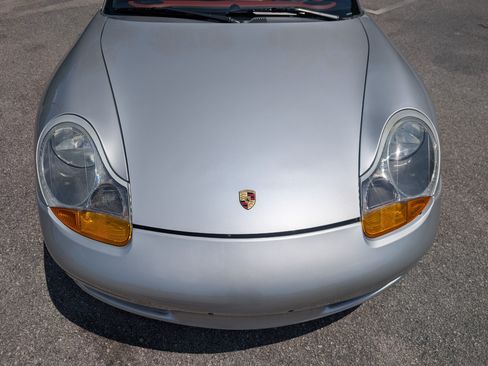 Used 2000 Porsche Boxster RWD image 12