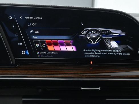 Used 2022 Cadillac Escalade ESV Premium Luxury AWD/4WD image 36