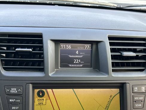 Used 2010 Toyota Highlander Limited AWD/4WD image 37