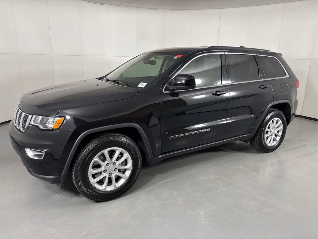 Used 2022 Jeep Grand Cherokee Laredo E RWD image 4