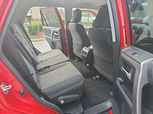 Used 2024 Toyota 4Runner SR5 image 11