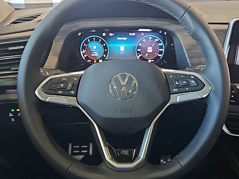 New 2026 Volkswagen Atlas SEL Premium R-Line image 37