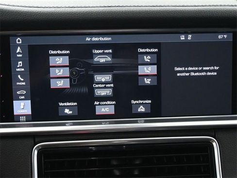 Used 2018 Porsche Panamera 4S image 32