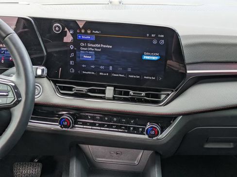 Used 2025 Chevrolet Equinox RS w/ Safety and Technology Package FWD image 18