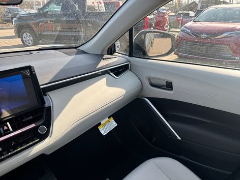 New 2026 Toyota Corolla Cross L image 29