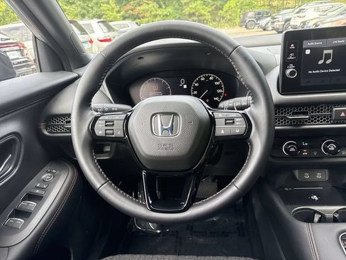 Used 2027 Honda HR-V Sport image 11