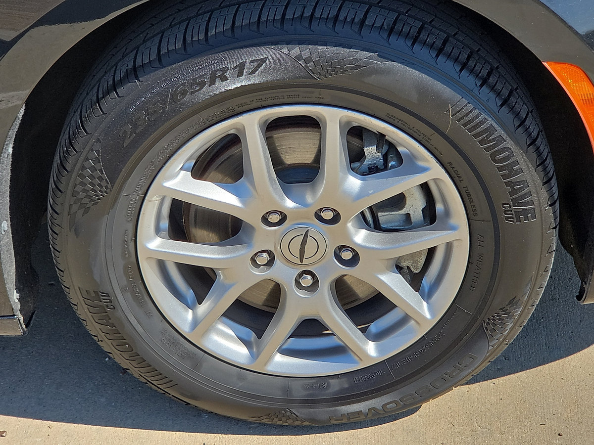 Used 2024 Chrysler Pacifica Touring-L FWD image 10