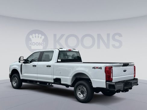 New 2026 Ford F350 XL w/ XL Chrome Package image 4