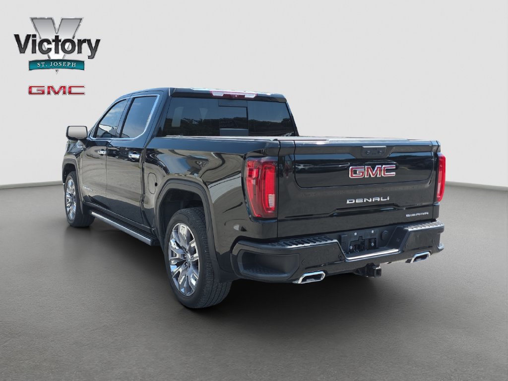 Used 2023 GMC Sierra 1500 Denali w/ Denali Reserve Package AWD/4WD image 14