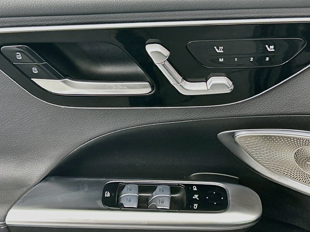 Certified 2026 Mercedes-Benz C 300 Sedan image 22