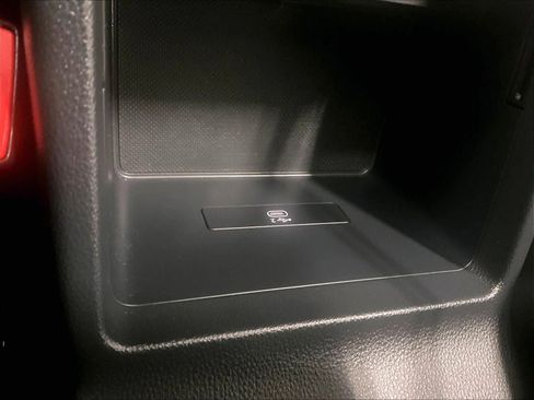 Used 2024 Audi SQ5 Prestige w/ Prestige Package image 28