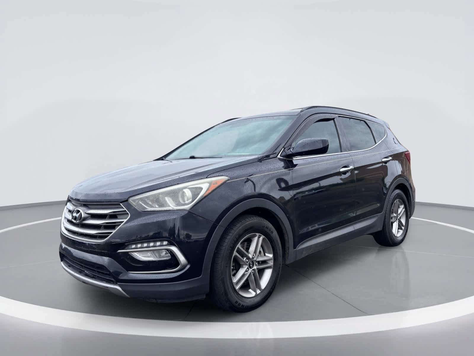 Used 2017 Hyundai Santa Fe Sport FWD image 2