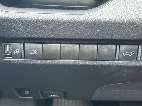 Used 2023 Toyota RAV4 XSE AWD/4WD image 20