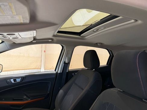 Used 2021 Ford EcoSport SE w/ SE Convenience Package FWD image 29