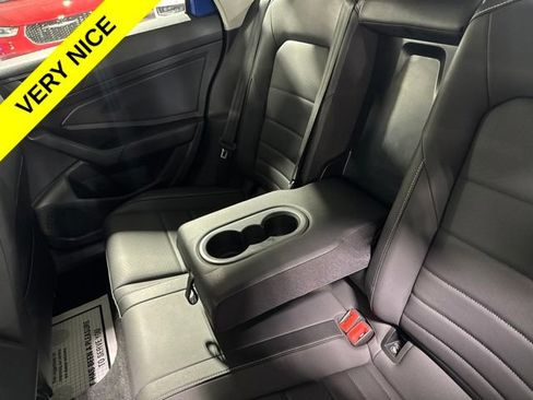 Used 2024 Volkswagen Jetta SE FWD image 27