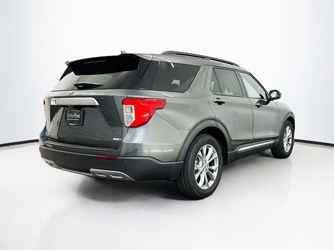 Used 2020 Ford Explorer XLT w/ Equipment Group 202A image 9