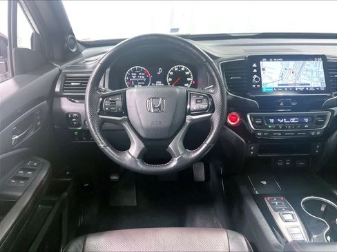 Used 2024 Honda Ridgeline Black Edition image 17