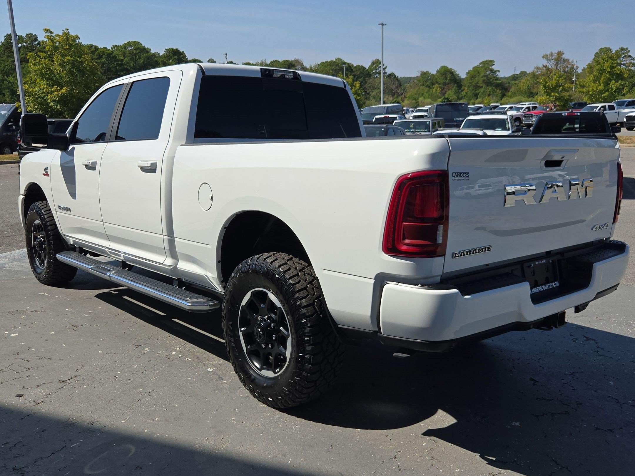 Used 2025 RAM 2500 Laramie AWD/4WD image 5