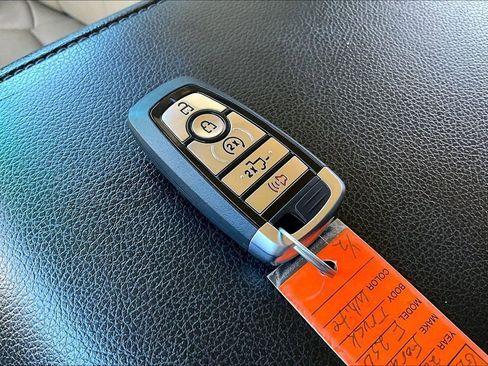 Used 2020 Ford F250 Lariat w/ Lariat Ultimate Package image 13