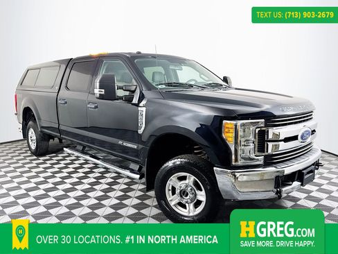 Used 2017 Ford F250 XLT w/ Snow Plow Prep Package image 1