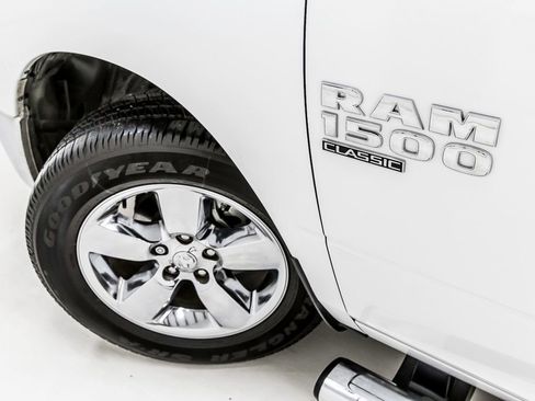 Used 2024 RAM 1500 Tradesman w/ Tradesman SXT Package AWD/4WD image 11