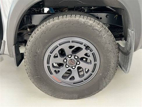 Used 2025 Nissan Frontier PRO-4X w/ Pro Convenience Package image 24
