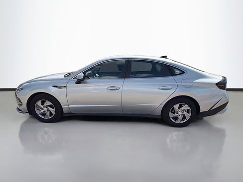 Used 2025 Hyundai Sonata SE image 6