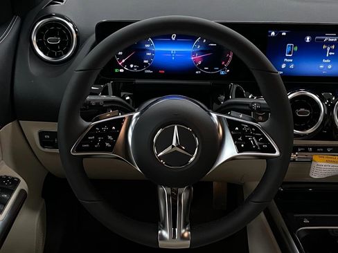 New 2026 Mercedes-Benz GLA 250 4MATIC image 15