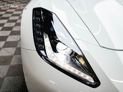 Used 2019 Chevrolet Corvette Stingray Coupe RWD image 40