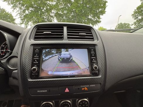 Used 2025 Mitsubishi Outlander Sport ES AWD/4WD image 37